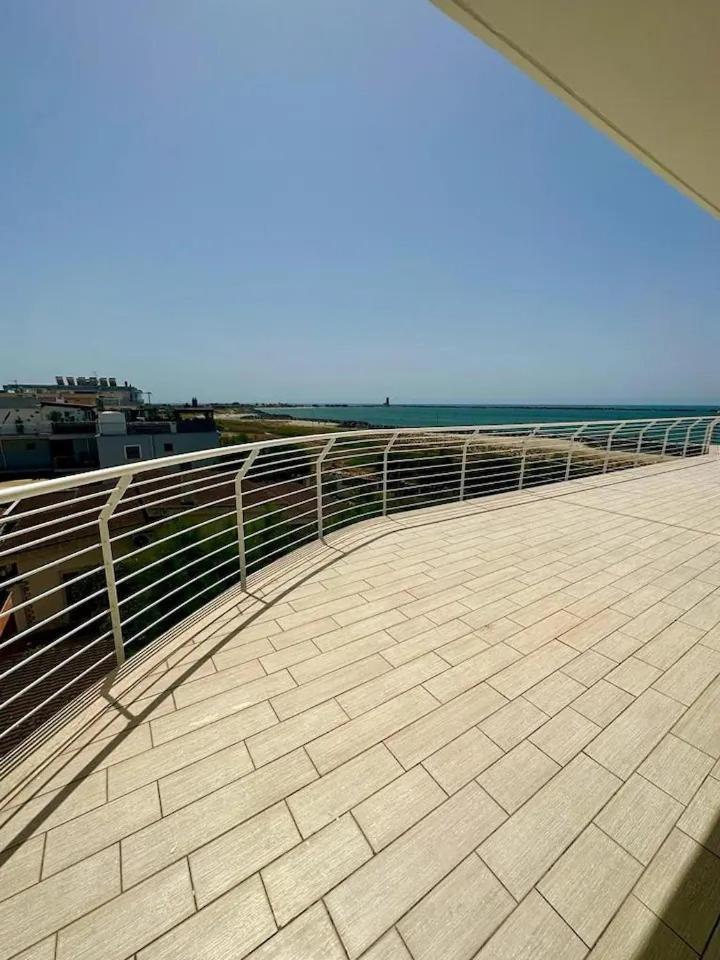 Sigis House - Independent Apartment Sea View Fiumicino Eksteriør bilde